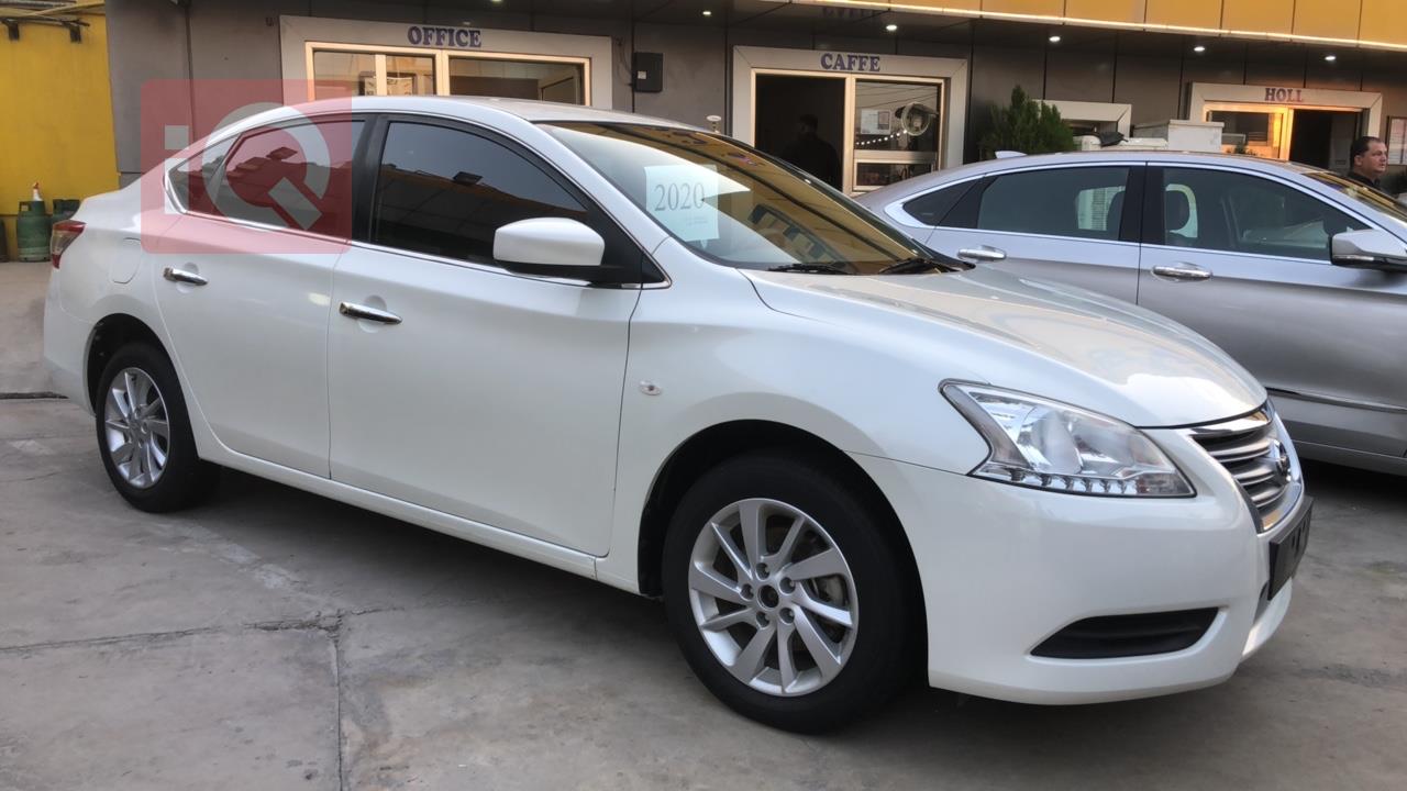 نیسان سێنترا